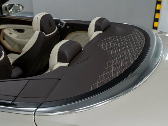 2025 Bentley Continental GT Speed IV, серый, 48865000 рублей - вид 25