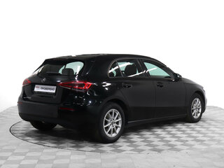 2019 Mercedes-Benz A-Класс 200 IV (W177), чёрный, 2000000 рублей, вид 5