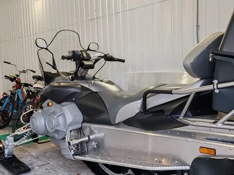 2009 Yamaha Venture, серый, 1000000 рублей, вид 4
