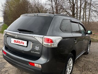 2013 Mitsubishi Outlander III, серый, 1300000 рублей, вид 4
