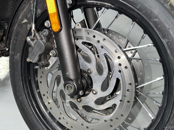 2019 Triumph Bonneville T120, чёрный, 1650000 рублей - вид 9