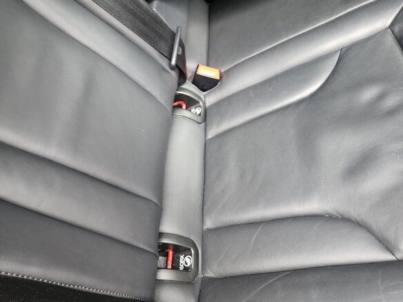 2015 Audi Q3 I (8U) Рестайлинг, красный, 2100000 рублей - вид 19