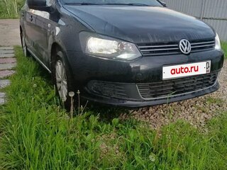 2013 Volkswagen Polo V, чёрный, 560000 рублей, вид 2
