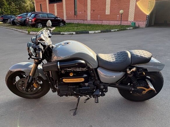 2007 Triumph Rocket III, серый, 650000 рублей - вид 11