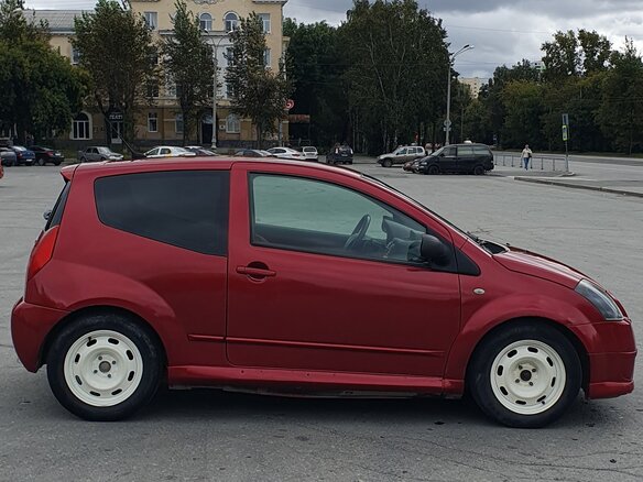 2004 Citroen C2, красный, 295000 рублей - вид 5