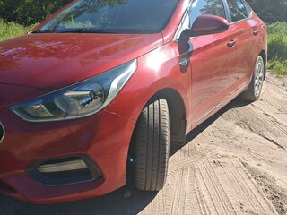 2019 Hyundai Solaris II, красный, 1460000 рублей, вид 1