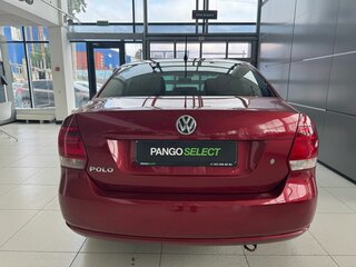 2014 Volkswagen Polo V, красный, 679000 рублей, вид 5