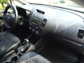 2019 Kia Cerato III Рестайлинг (Classic), белый, 1350000 рублей, вид 5
