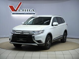 2018 Mitsubishi Outlander III Рестайлинг 2, белый, 1850000 рублей, вид 1