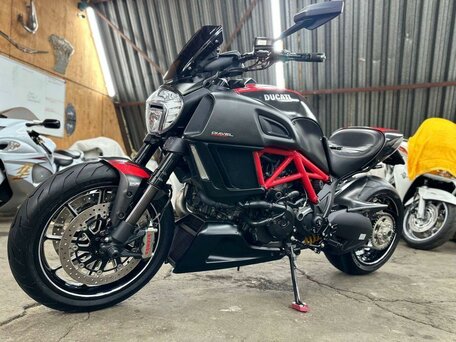 2014 Ducati Diavel Carbon, чёрный, 1150000 рублей, вид 2