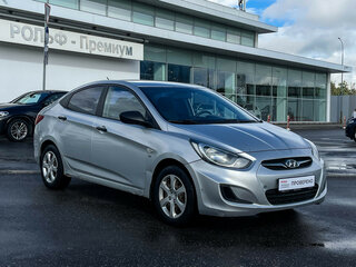 2011 Hyundai Solaris I, серый, 699000 рублей, вид 3
