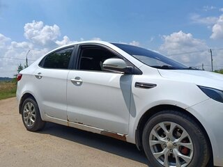 2012 Kia Rio 5-speed III, белый, 560000 рублей, вид 3