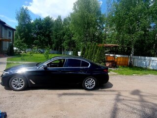 2020 BMW 5 серии 520d xDrive VII (G30/G31/G38) Рестайлинг, чёрный, 3300000 рублей, вид 4