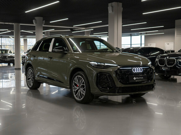 2026 Audi Q5 L III (GU), зелёный, 6665000 рублей - вид 1