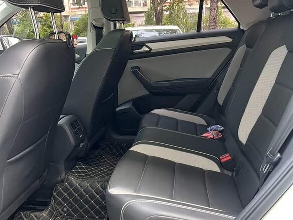 2023 Volkswagen T-Roc I Рестайлинг, белый, 1890000 рублей - вид 8