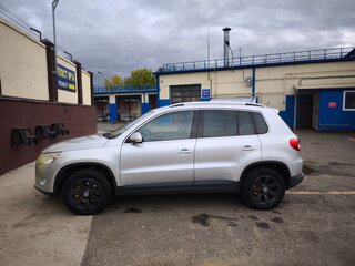 2009 Volkswagen Tiguan I, серебристый, 1050000 рублей, вид 5