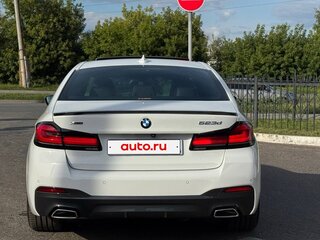 2020 BMW 5 серии 520d xDrive VII (G30/G31/G38) Рестайлинг, белый, 4800000 рублей, вид 5