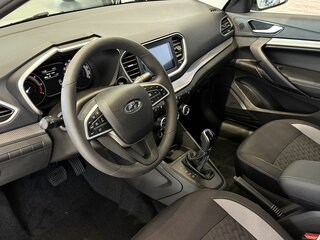 2026 Lada (ВАЗ) Vesta I Рестайлинг (NG), белый, 1735000 рублей, вид 4