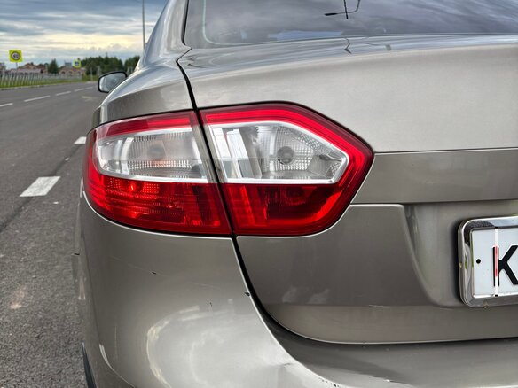 2011 Renault Fluence I, бежевый, 429000 рублей - вид 21