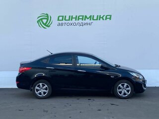 2011 Hyundai Solaris I, чёрный, 615000 рублей, вид 4