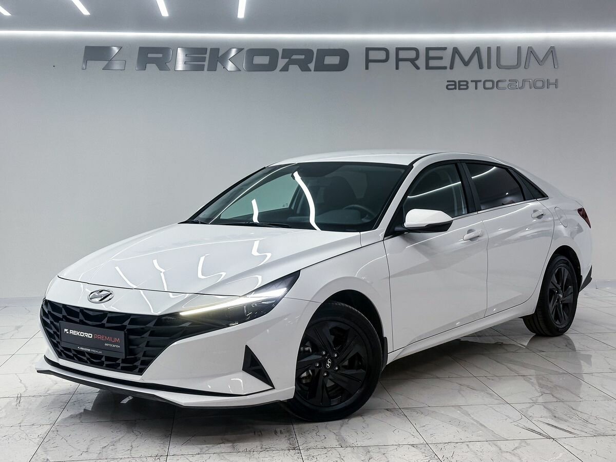 Открыть фотографии: Hyundai Elantra VII (CN7)