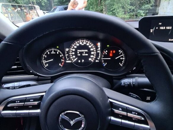 2019 Mazda 3 IV (BP), красный, 2000000 рублей - вид 10