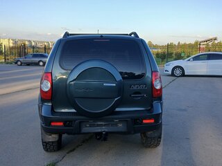 2013 Chevrolet Niva I Рестайлинг, зелёный, 700000 рублей, вид 5