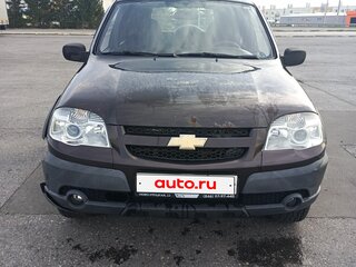 2011 Chevrolet Niva I Рестайлинг, коричневый, 295000 рублей, вид 2