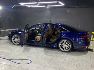 2018 Audi A8 55 TFSI IV (D5), синий, 5800000 рублей, вид 1