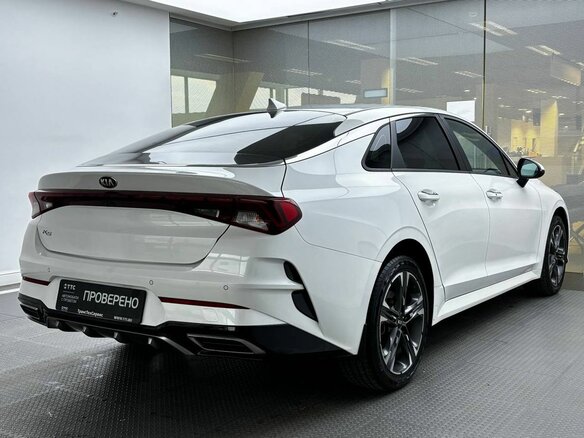 2020 Kia K5 III, белый, 2390000 рублей - вид 4