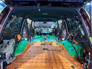 2017 Toyota Land Cruiser 200 Series Рестайлинг 2, коричневый, 5975000 рублей, вид 3
