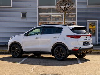 2021 Kia Sportage IV Рестайлинг, белый, 2535000 рублей, вид 4