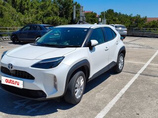 2021 Toyota Yaris Cross I, белый, 1950000 рублей, вид 2