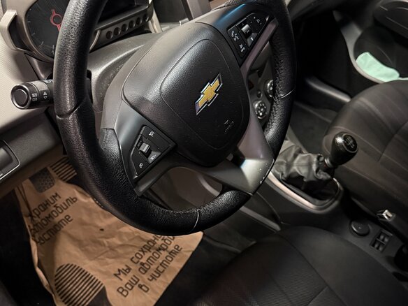 2014 Chevrolet Aveo II, чёрный, 510000 рублей - вид 8