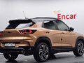 2023 Chevrolet TrailBlazer III Рестайлинг, коричневый, 1357000 рублей - вид 2
