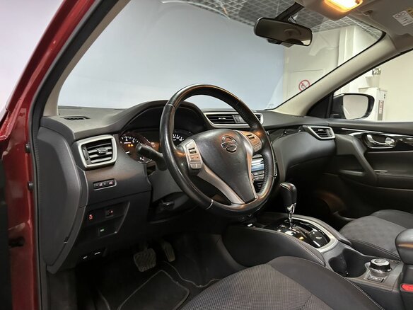 2017 Nissan Qashqai II, красный, 1570000 рублей - вид 13