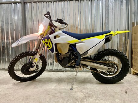 2022 Husqvarna FE 501, белый, 820000 рублей, вид 1