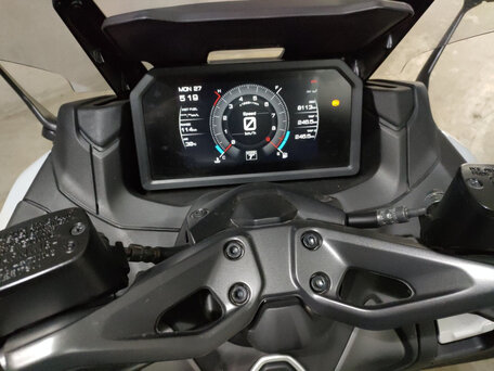 2025 Yamaha TMAX, серый, 1350000 рублей, вид 5