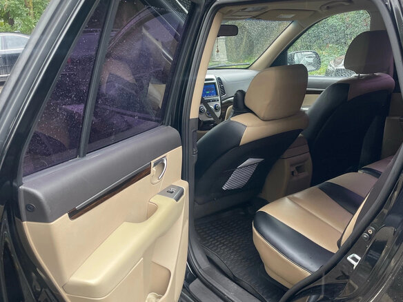 2010 Hyundai Santa Fe II, чёрный, 1150000 рублей - вид 9