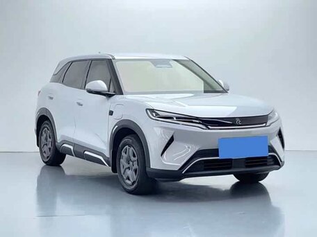 2025 BYD Yuan Up 45.12 kWh, белый, 1715000 рублей, вид 2