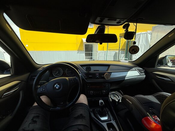 2014 BMW X1 20i I (E84) Рестайлинг, белый, 1599000 рублей - вид 8