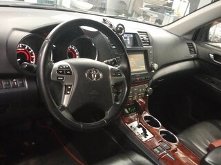 2011 Toyota Highlander II (XU40) Рестайлинг, чёрный, 1450000 рублей, вид 5