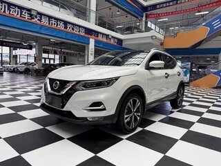 2022 Nissan Qashqai II Рестайлинг, белый, 1877000 рублей, вид 1
