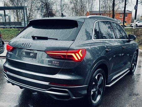 2022 Audi Q3 35 TFSI II (F3), серый, 2795000 рублей, вид 4