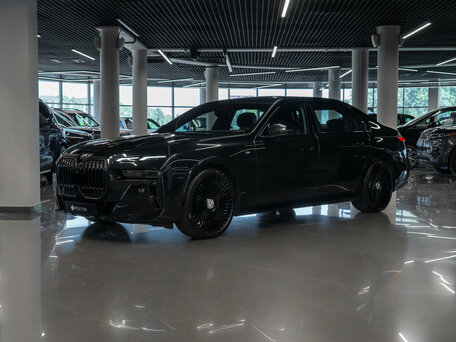 BMW 7 серии VII (G70)