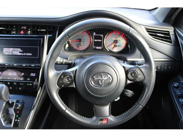 2017 Toyota Harrier III (XU60) Рестайлинг, белый, 2400000 рублей - вид 9