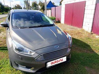2017 Ford Focus III Рестайлинг, коричневый, 1100000 рублей, вид 1
