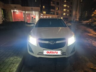 2013 Chevrolet Cruze I Рестайлинг, белый, 630000 рублей, вид 2
