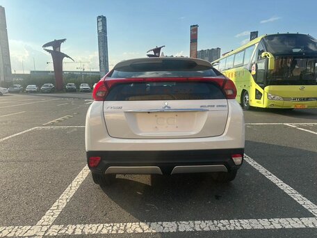 2022 Mitsubishi Eclipse Cross I, белый, 1990000 рублей, вид 5