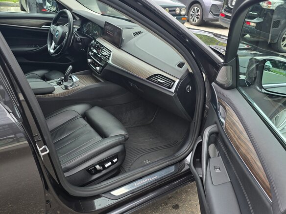 2019 BMW 5 серии 530i xDrive VII (G30/G31/G38), серый, 3750000 рублей - вид 26